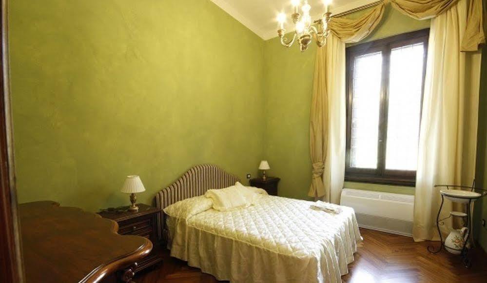 Hotel Villino Il Leone Florenz Exterior foto